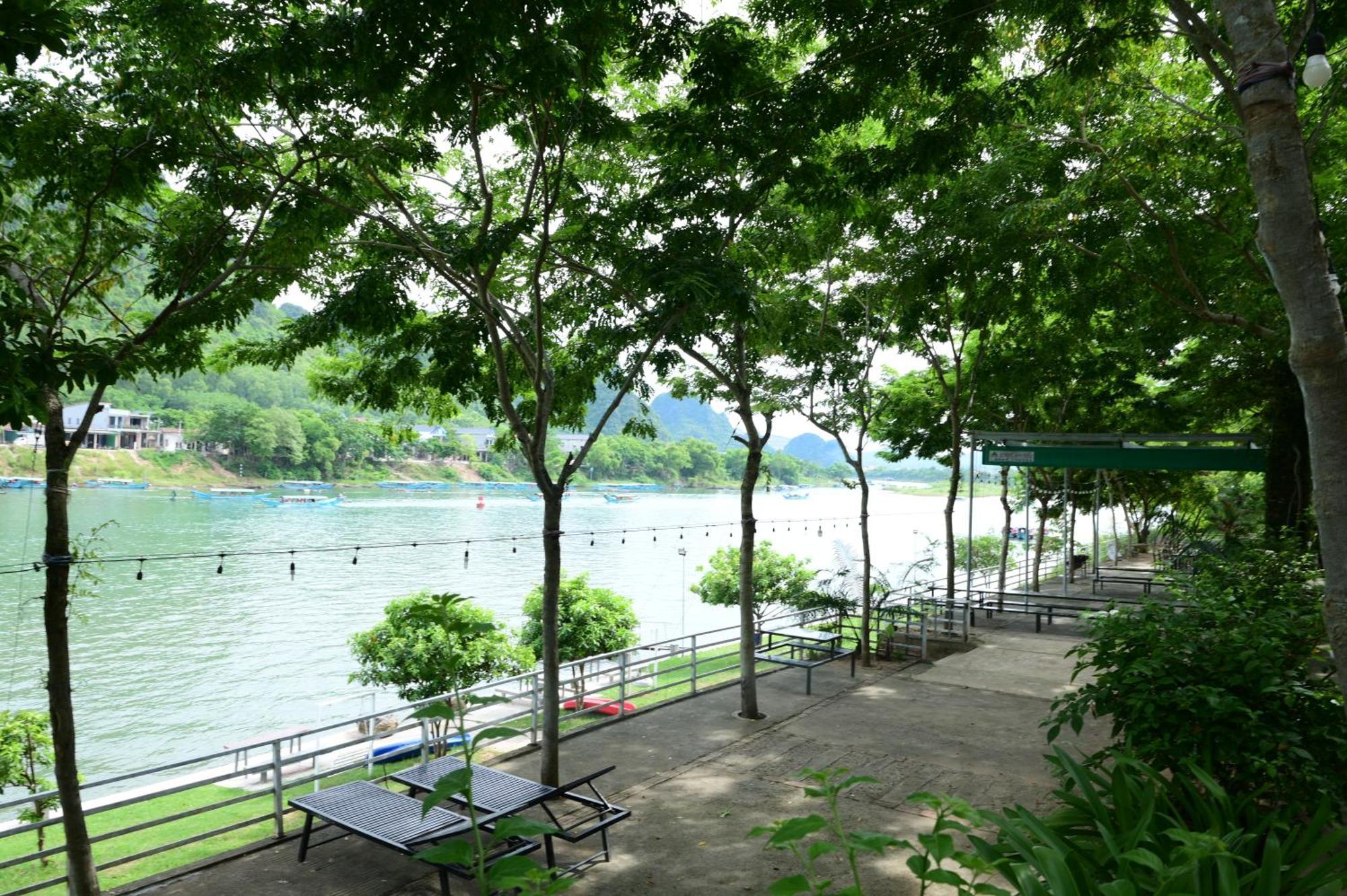 Restful River Bungalow Phong Nha Exteriér fotografie