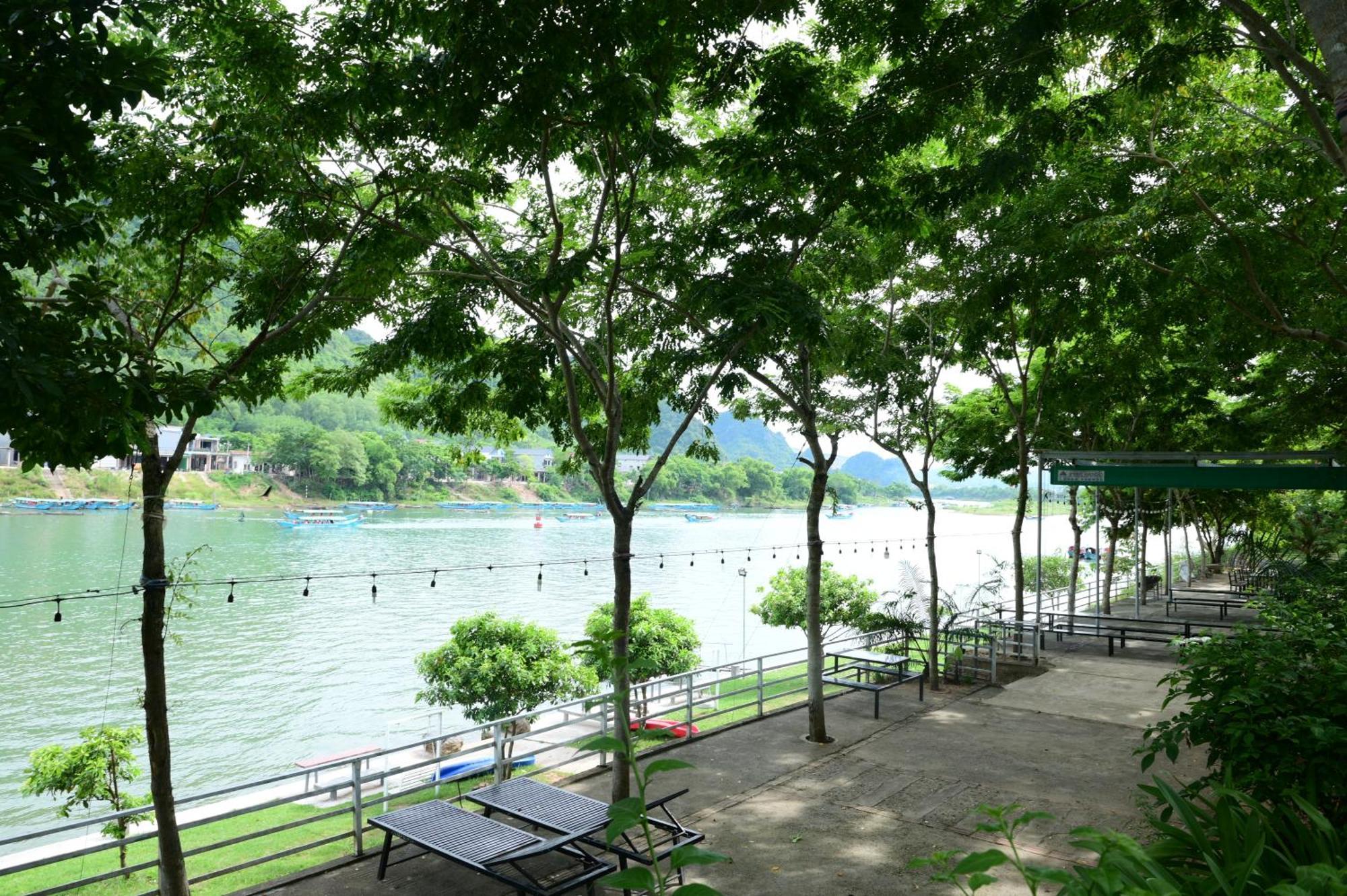 Restful River Bungalow Phong Nha Exteriér fotografie